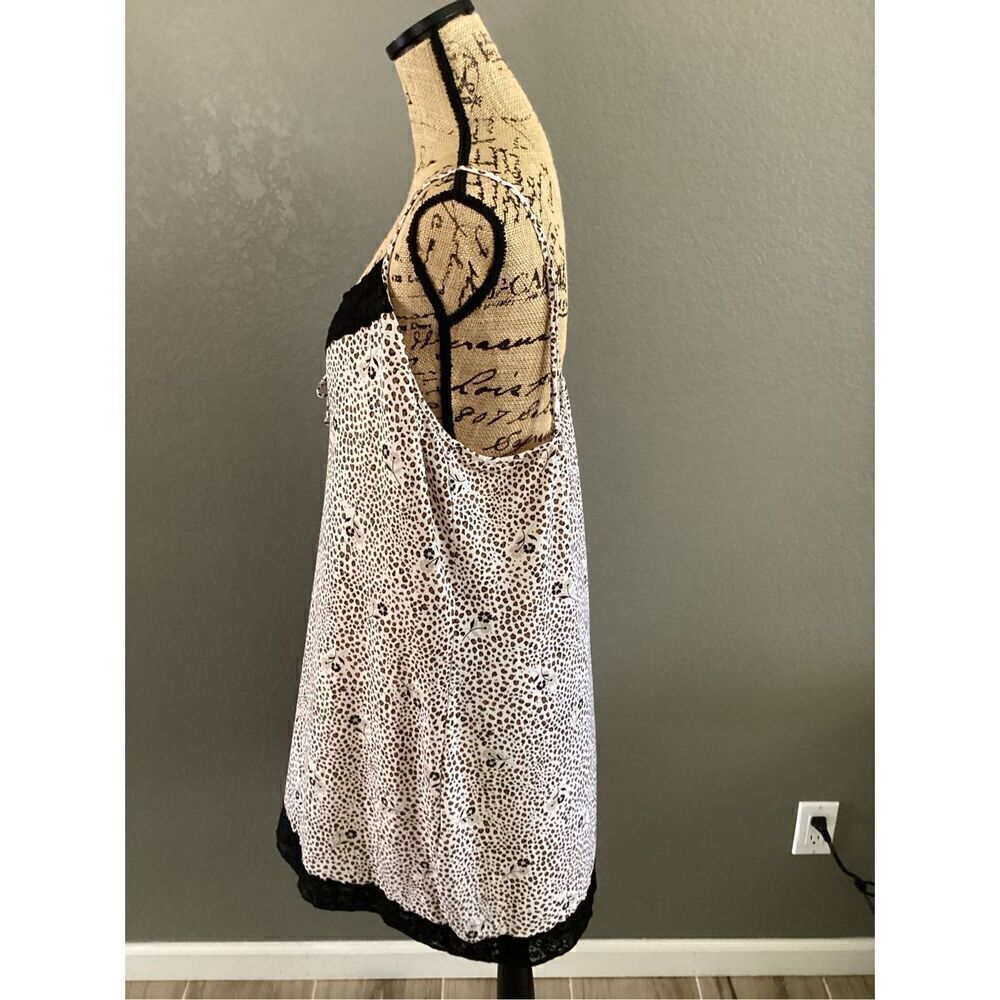 Private Property Gown - Picture 6 of 8